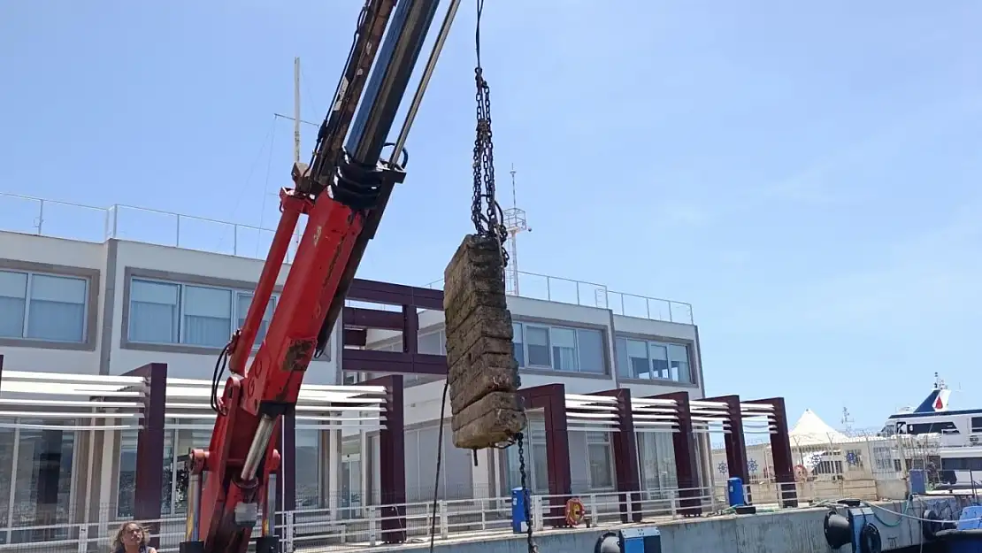 Deniz Dibi Temizliğinde Şoke Eden Görüntü: Tonozdan Çöp Bidonuna Her Şey Var