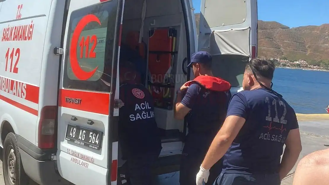 Denizde Boğulma Tehlikesi Geçiren Şahıs, Kaldırıldığı Hastanede Hayatını Kaybetti
