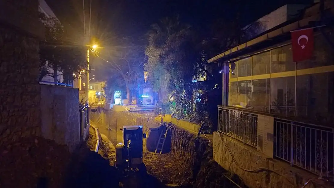 Dere Sokak'ta Çıkan Yangında Zor Anlar Yaşandı