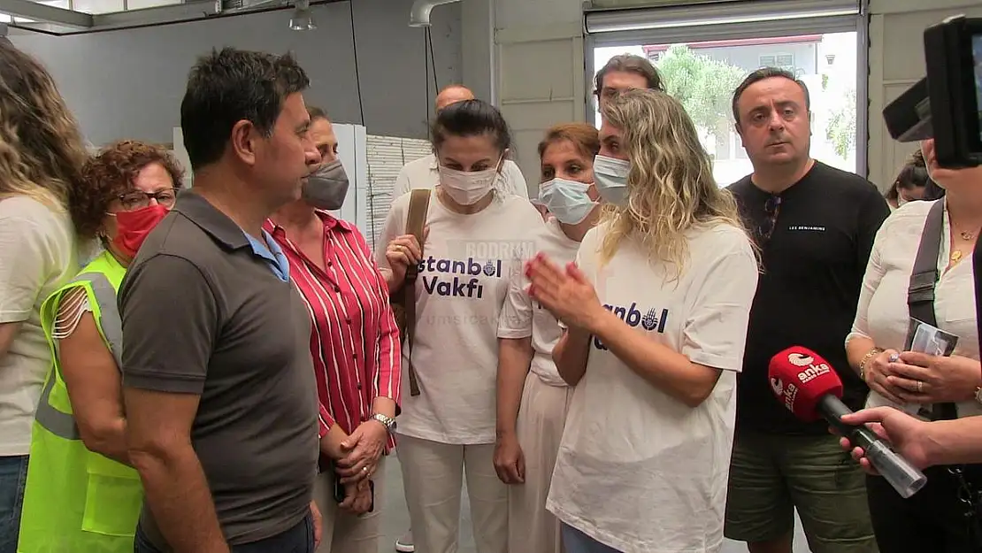 Dilek İmamoğlu, İstanbul Vakfı Adına Bodrum'a Bir Tır Yardım Getirdi
