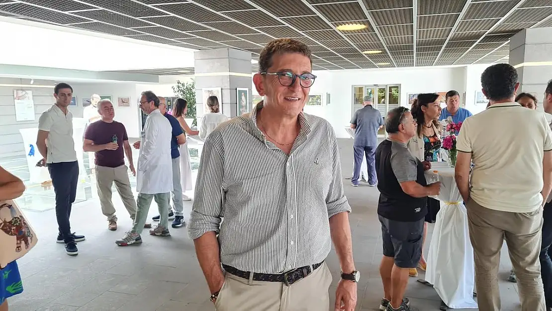 Doç. Dr. Kemal Göl'ün Fotoğraf Sergisi Açıldı
