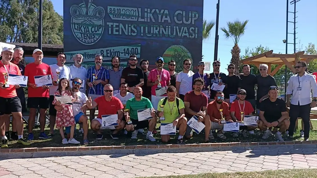 Düzenlenen 'Likya Cup Veteran Erkekler Tenis Turnuvası' sona erdi