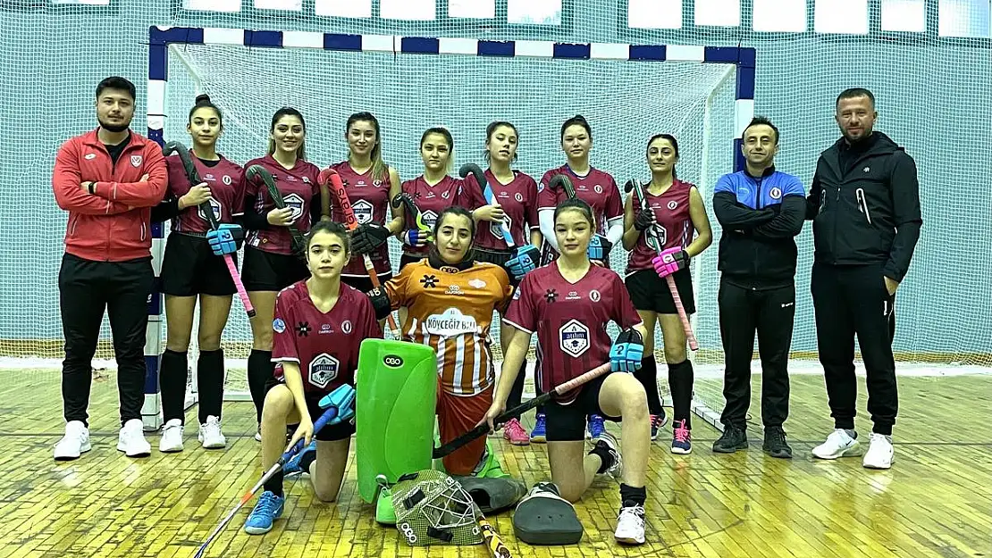 Ege Yıldızları Hokey'de Türkiye 3.sü