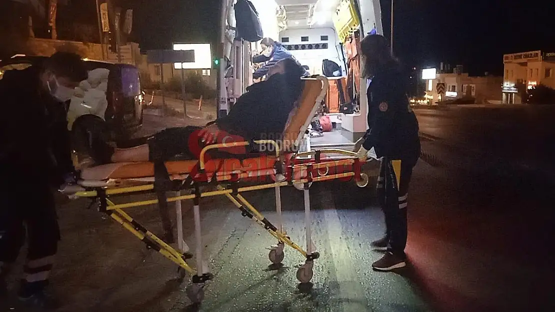 Ehliyetsiz Sürücü Motosiklete Çarptı 1 Yaralı