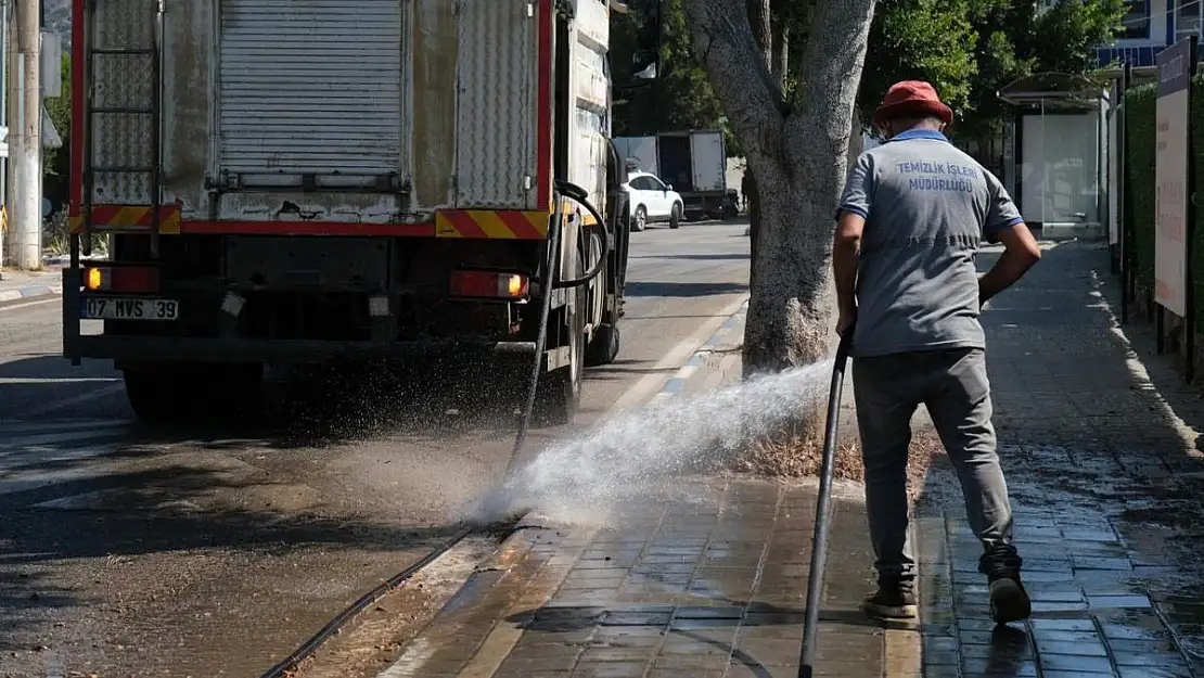Gümüşlük'te Temizlik Seferberliği
