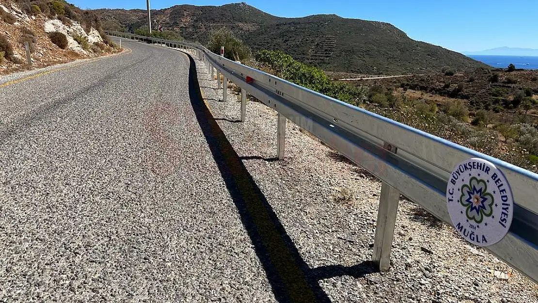 Güvenli Yollar için 162 Km Otokorkuluk Çalışması Yapıldı
