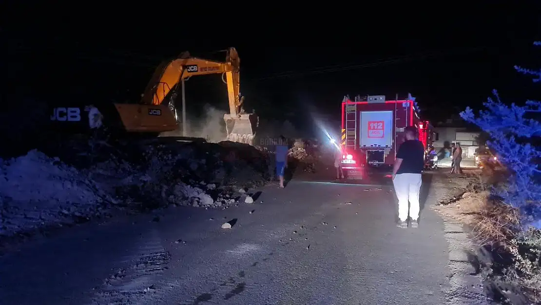 Havai Fişek Yangına Sebep Oldu