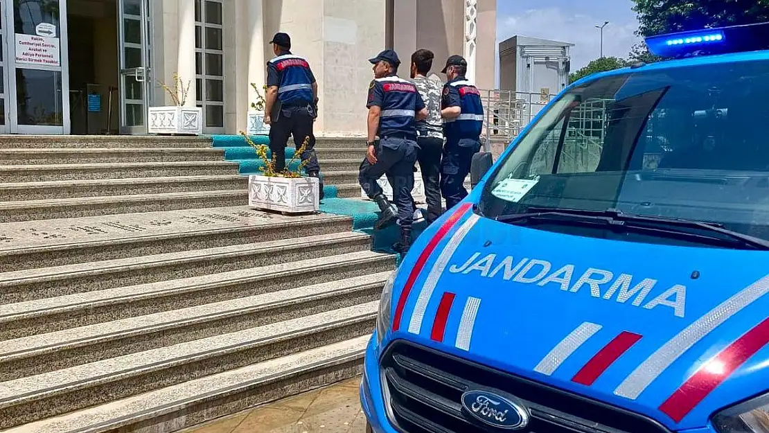 Hırsızlık Suçu ile Aranan  Şahıs Yakalandı