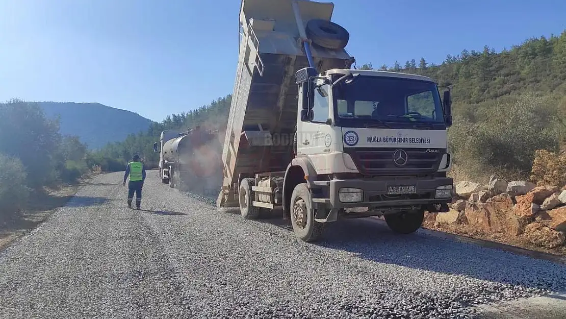İNŞAAT ATIKLARI ASFALT MALZEMESİNE DÖNÜŞTÜRÜLÜYOR