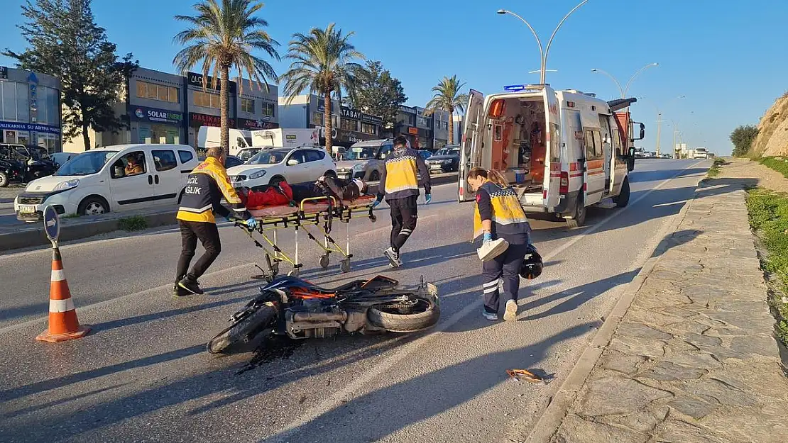 Işık İhlali Yaptı Gence Çarpıp Yaraladı