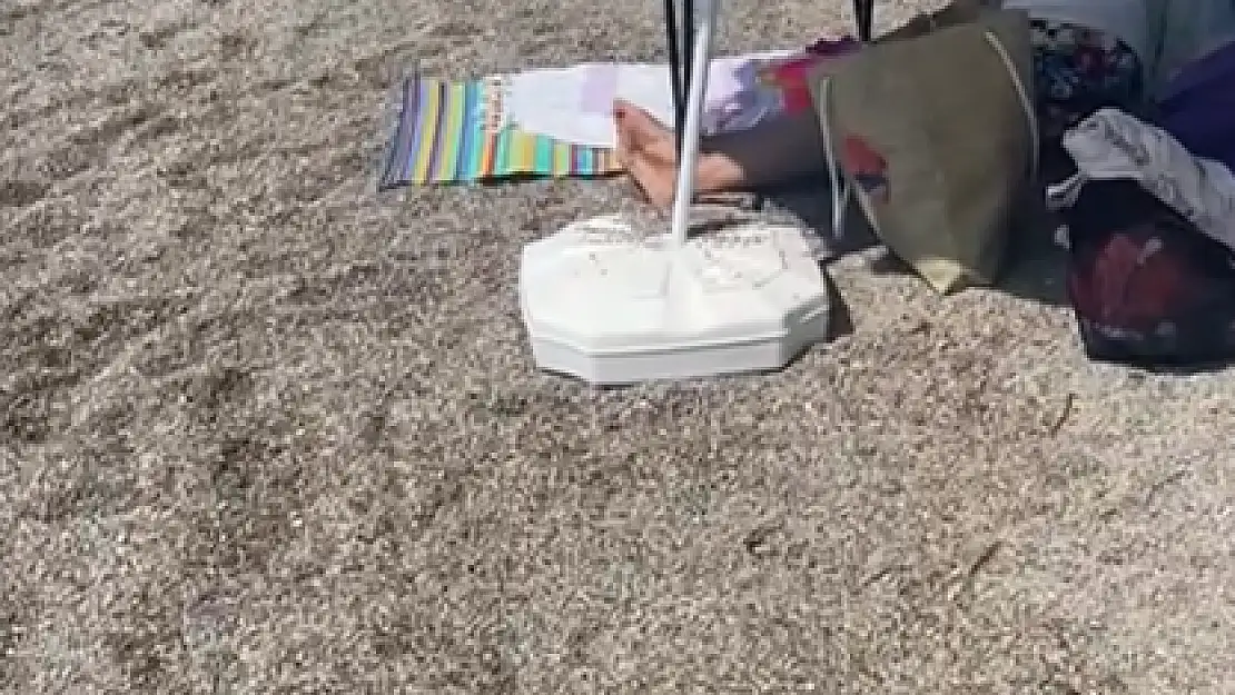 İşletmeler Halkın Denize Girmesini Engellemeye Çalışıyor