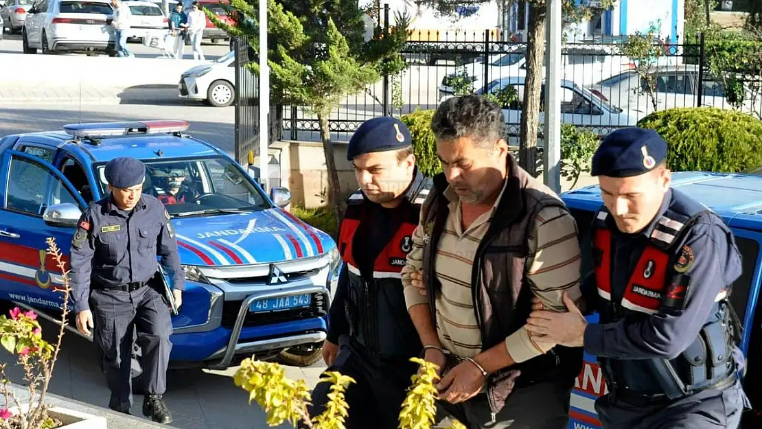 Kahvehanede Oyun Oynadığı Arkadaşını Öldüren Kişi Tutuklandı