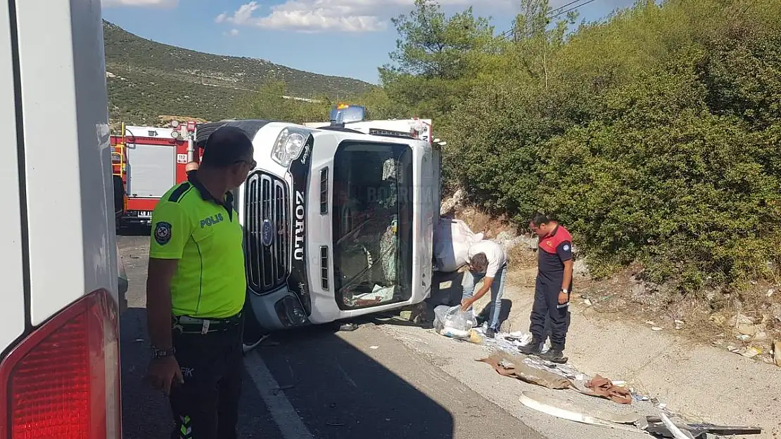 Kamyonların Çarpıştığı Kazada 1'i Ağır 2 Kişi Yaralandı