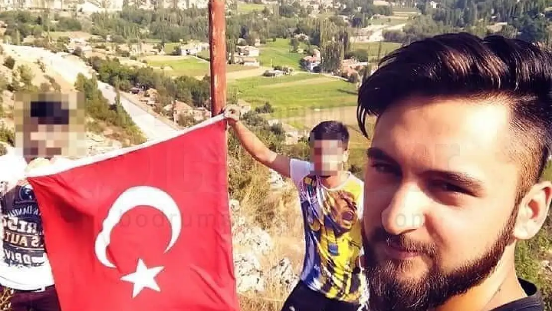 Kazada Ağır Yaralanan Genç Kurtarılamadı