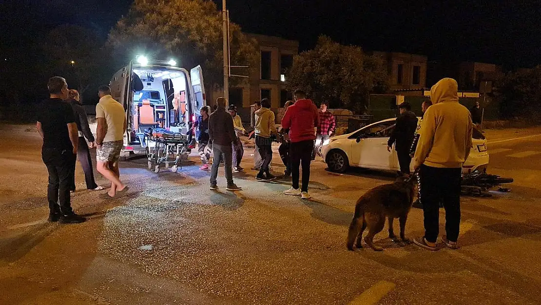 Kazada Başından Yaralanan Gencin Tedavisi Sürüyor
