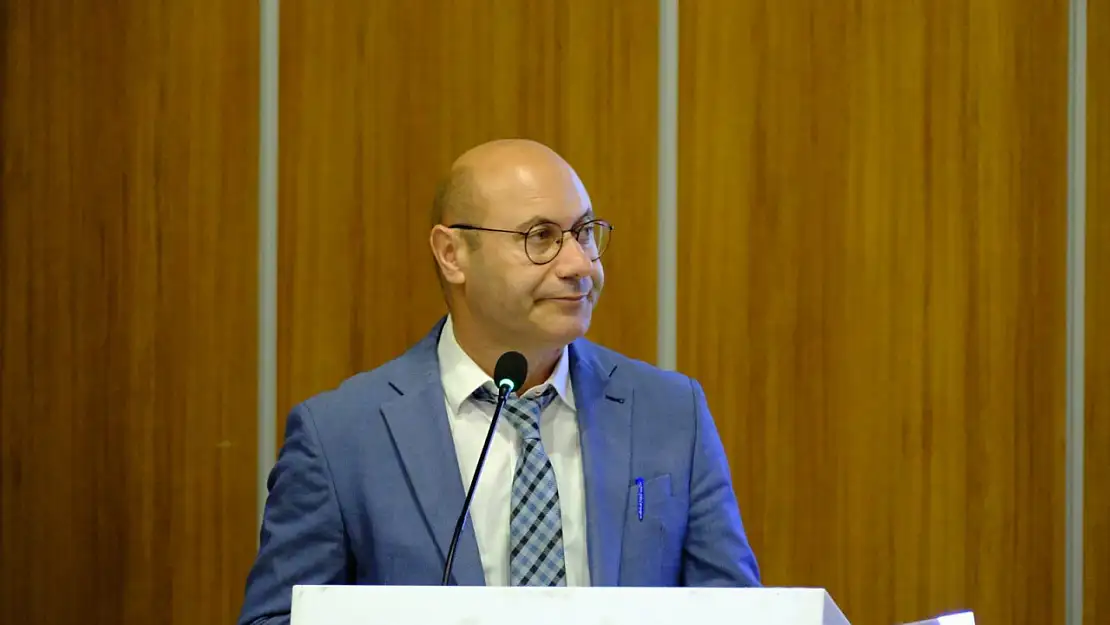 Mali Tablosu Kötü, Yetkisi Güçlü