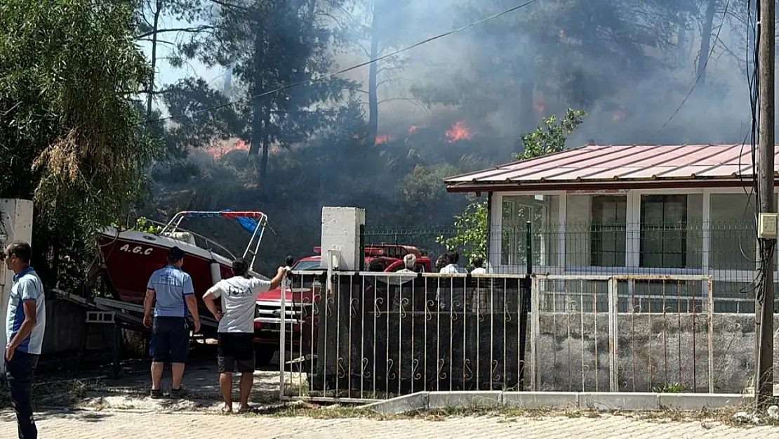 Marmaris'te yangın sürüyor!