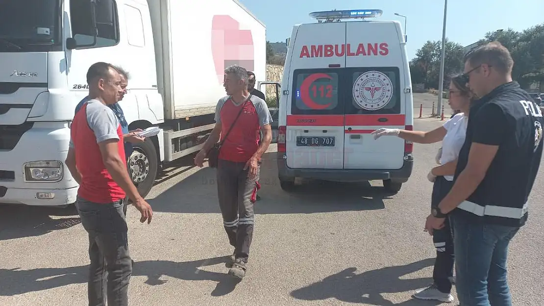 Mesaide Ayağından Yaralandı