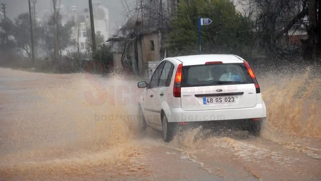 Meteoroloji'den Muğla İçin Gök Gürültülü Yağış Uyarısı
