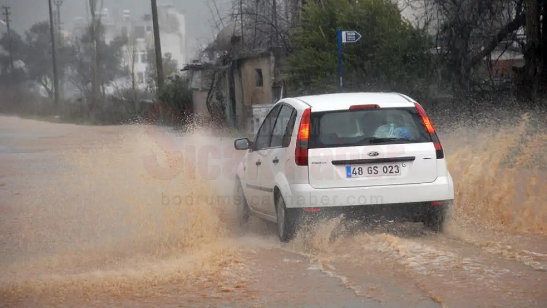 METEOROLOJİ'DEN SAĞANAK YAĞIŞ UYARISI