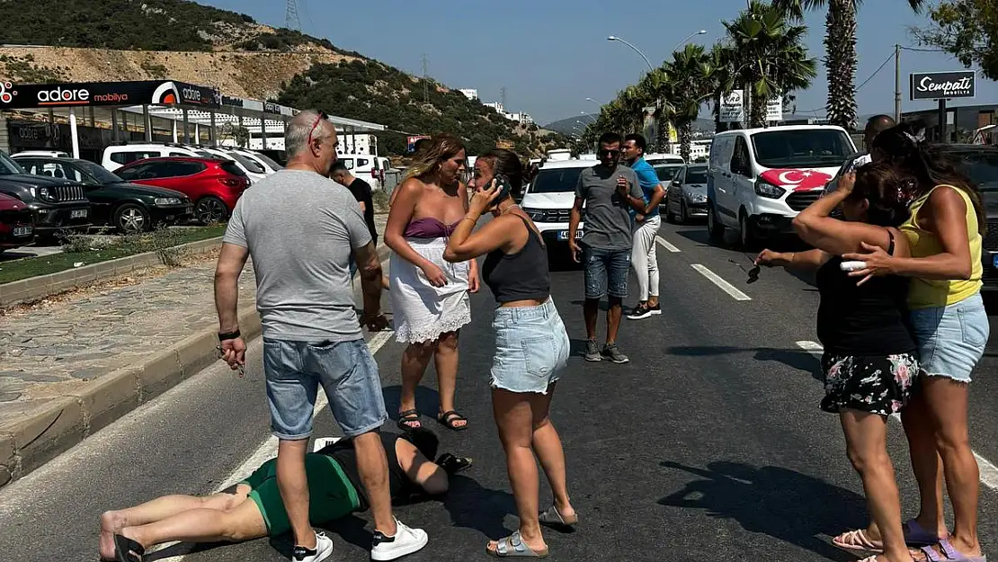 Motosiklet Yayaya Çarptı, 2 Yaralı
