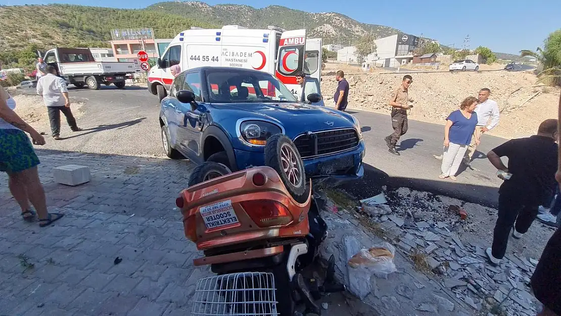 Motosiklete Çarpan Sürücü Alkollü Çıktı, 1 Yaralı