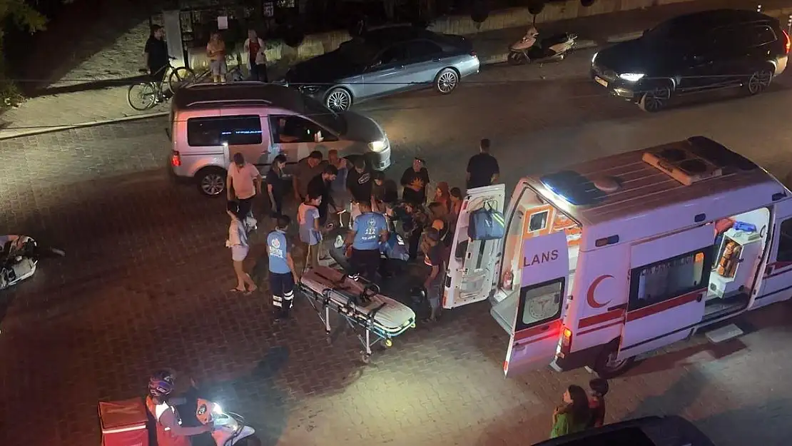 Motosikletle Otomobil Çarpıştı: 1 Yaralı