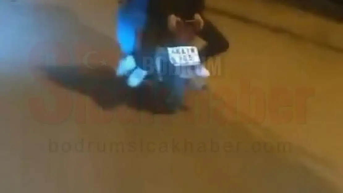 Motosikletli Gençlerin Tehlikeli Sürüşleri Kameralara Yansıdı