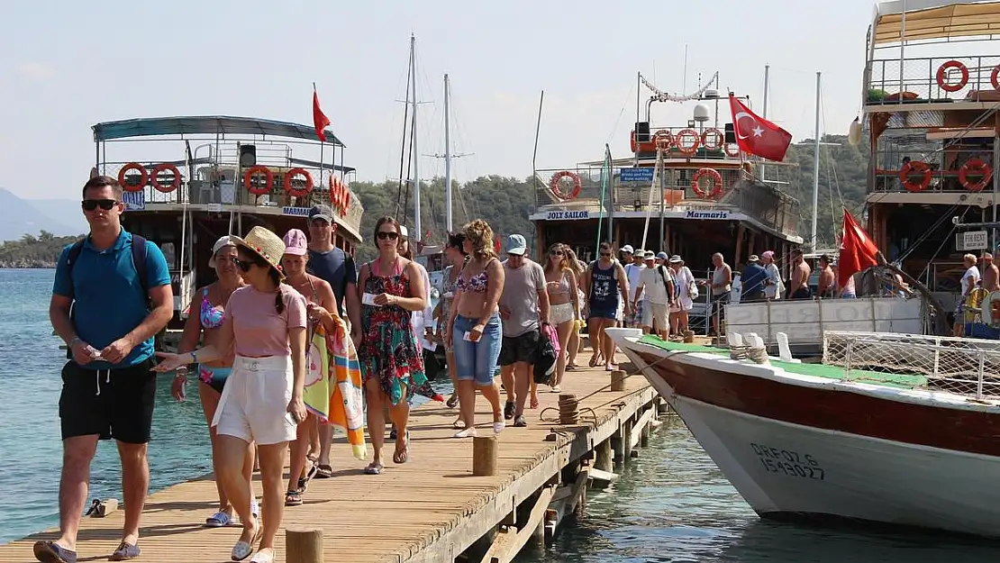 Muğla 2023'e Rekor Turist ile Başladı