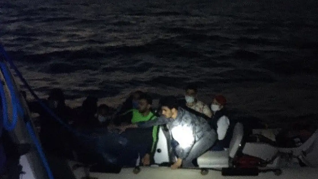 Muğla Açıklarında 8 Düzensiz Göçmen Kurtarılmıştır
