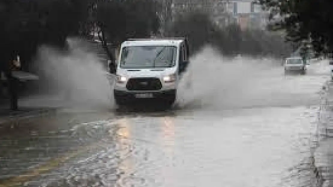 Muğla için Şiddetli Sağanak Uyarısı