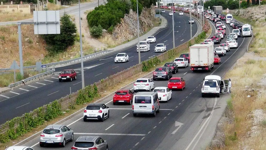 Muğla'da 2022 Yılında Trafiğe 3 bin 800 Yeni Araç Kayıt Yaptırdı