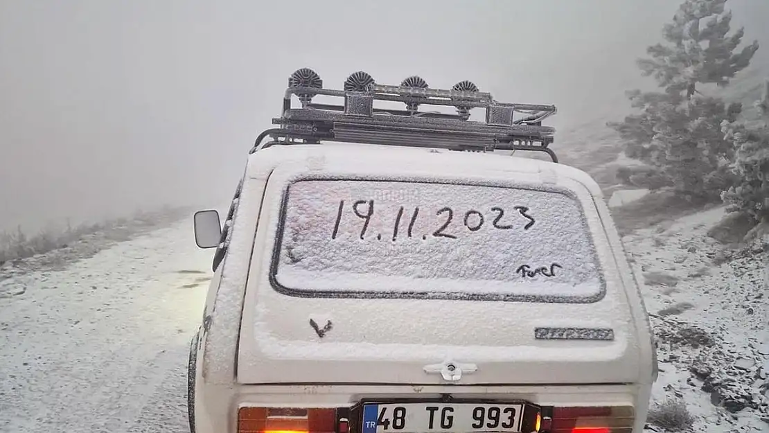 Muğla'da İlk Kar Göktepe Dağı'nda