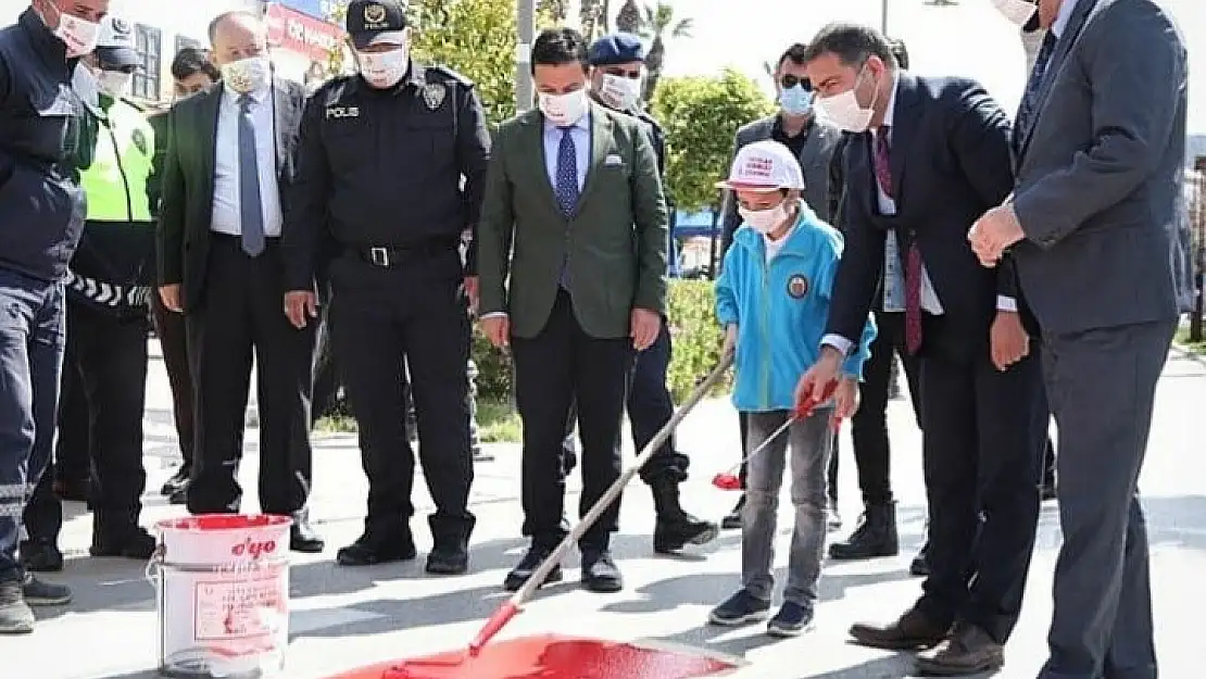 Muğla'da 'Yaya Önceliği Kırmızı Çizgimizdir' etkinliği düzenlendi
