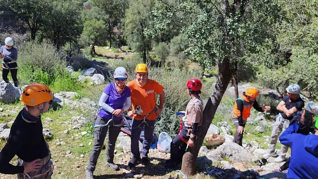 Muğlalı Dağcılar Yaz Dağcılık Temel Eğitimi Kampına Katıldı