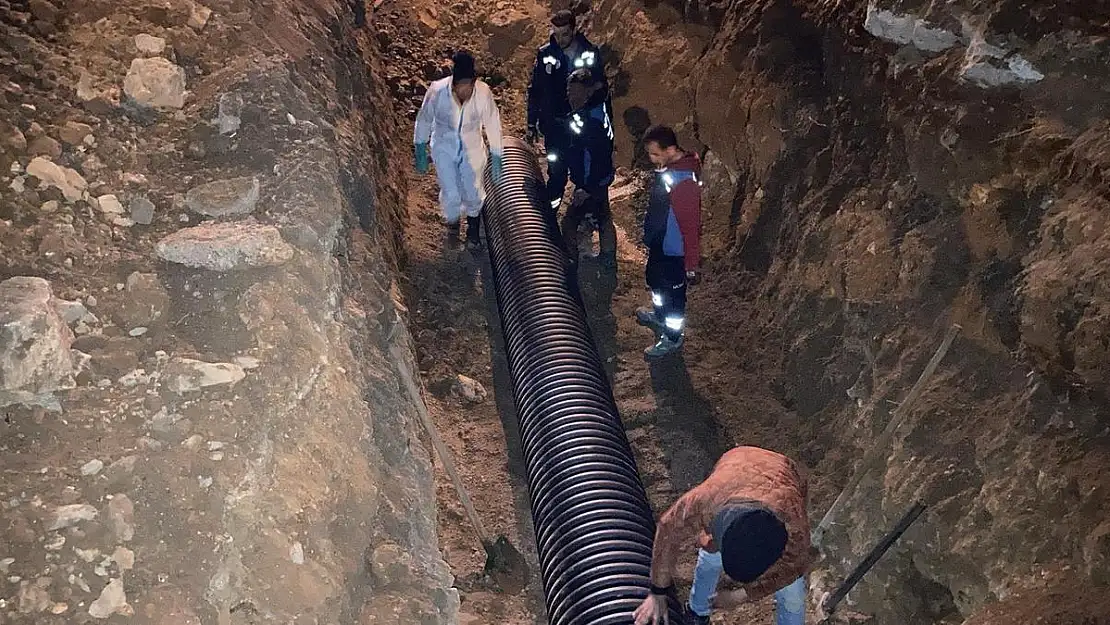 MUSKİ, Bodrum'da 14 Saatte Kanalizasyon Hattı Yeniledi
