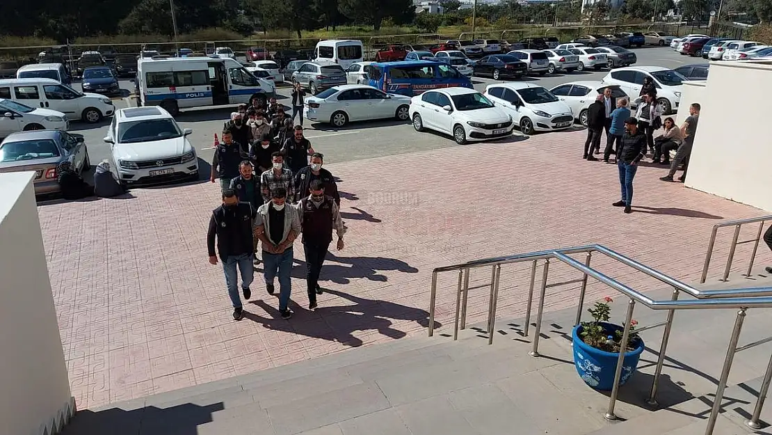 Nevruz Kutlamalarında Gözaltına Alınan 7 Kişi Adliyeye Sevk Edildi