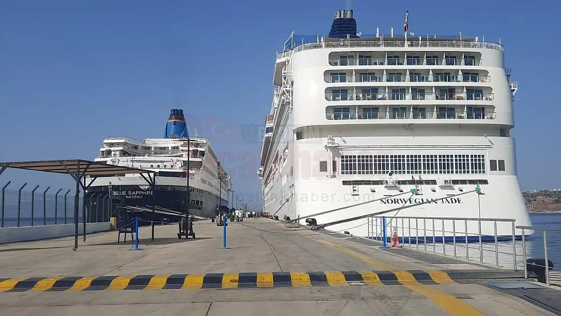 Norwegian Jade Cruise 1214 Yolcusu İle İlk Kez Bodrum  Limanında