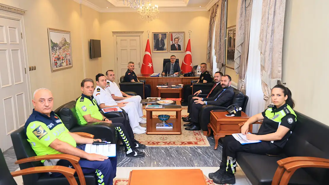 On binlerce personel bayramda görev başında olacak