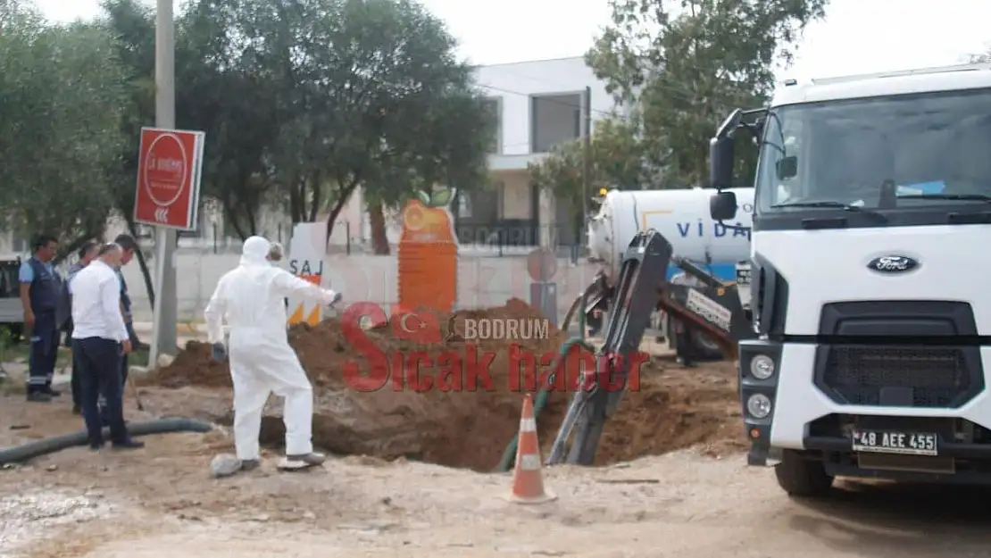 Ortakent' de Yine İsale Hattı Patladı
