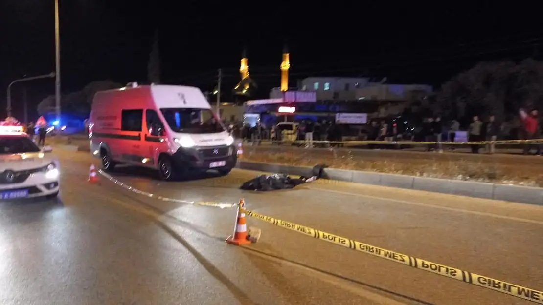 Ortakent'te Aracın Çarptığı Yaya Olay Yerinde Hayatını Kaybetti