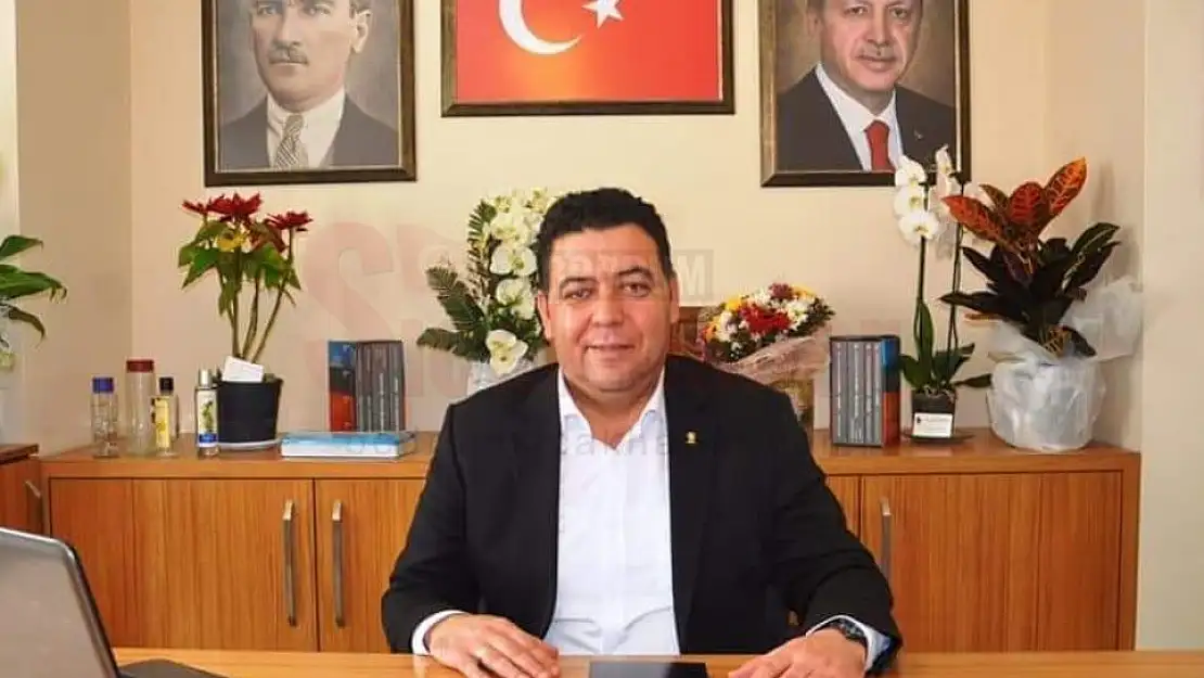Osman Gökmen'den  yangınla mücadeleye destek veren ekiplere ve gönüllülere teşekkür mesajı ''BÖYLE BİR MİLLETİN PARÇASI OLMAKTAN GURUR DUYUYORUZ, TEŞEKKÜR EDERİZ... ''