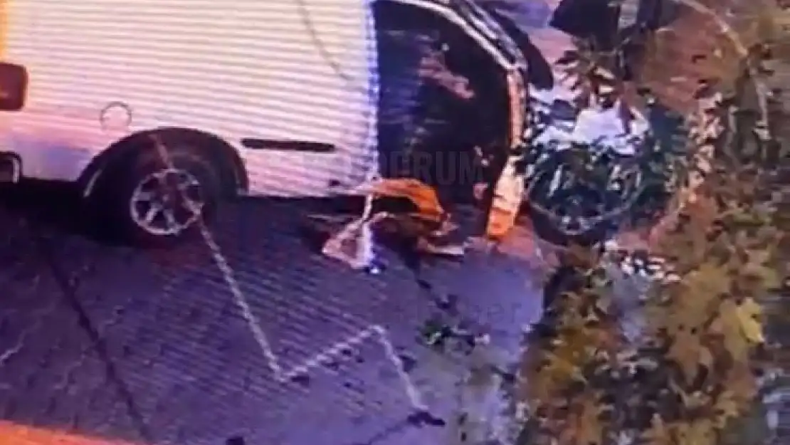 Park Halindeki Araçtan Hırsızlık Yaptı Tutuklandı