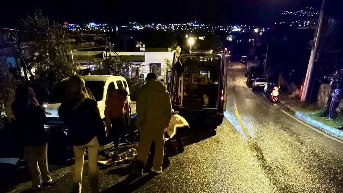 Plakasız motorla kaza yaptı