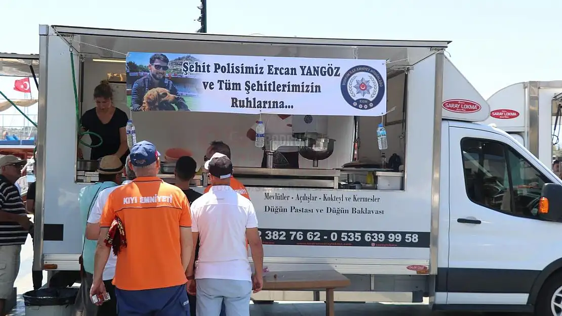 Şehit Polis Memuru Ercan Yangöz Anısına Lokma Dağıtıldı