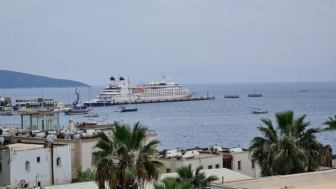 Sezonun Dördüncü Gemisi Bodrum'a Geldi