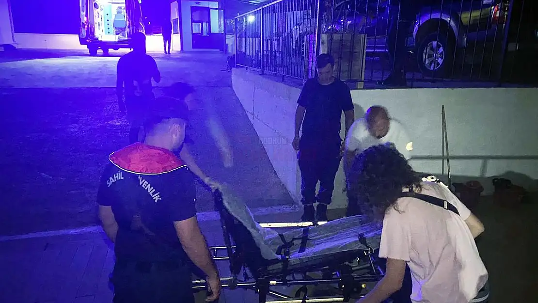 Teknede Yaralanan Tatilciye Sahil Güvenlik'ten Tıbbi Tahliye