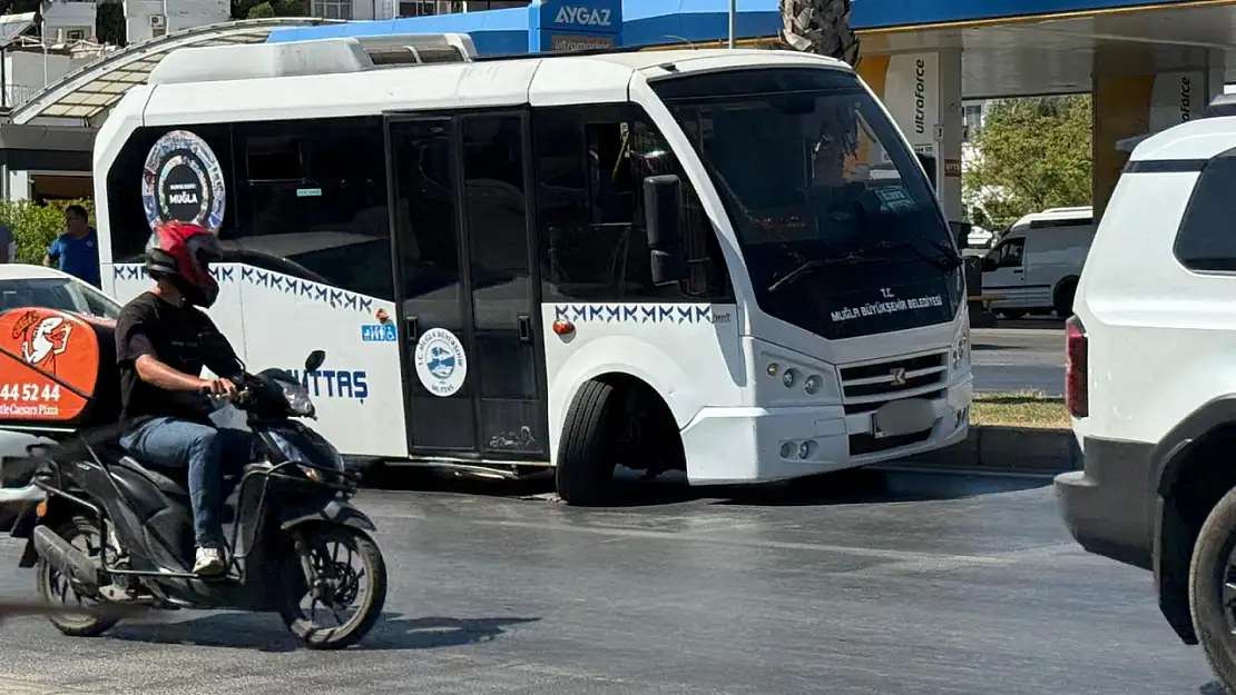 Toplu taşıma arızası trafiği aksattı !