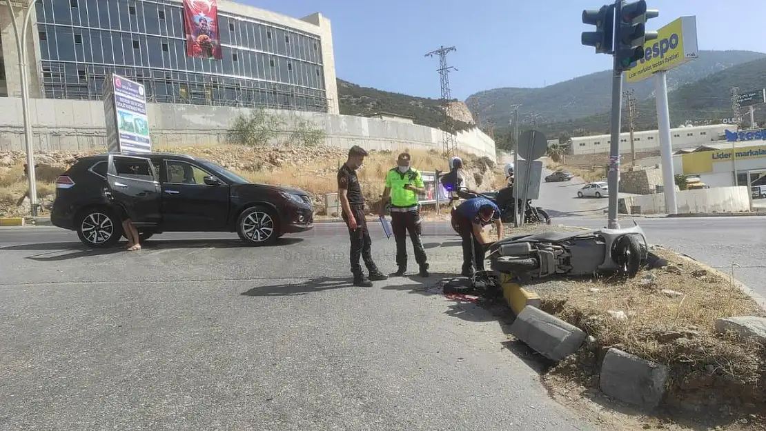 Trafik Kazası 1 Kişi Ağır Yaralı