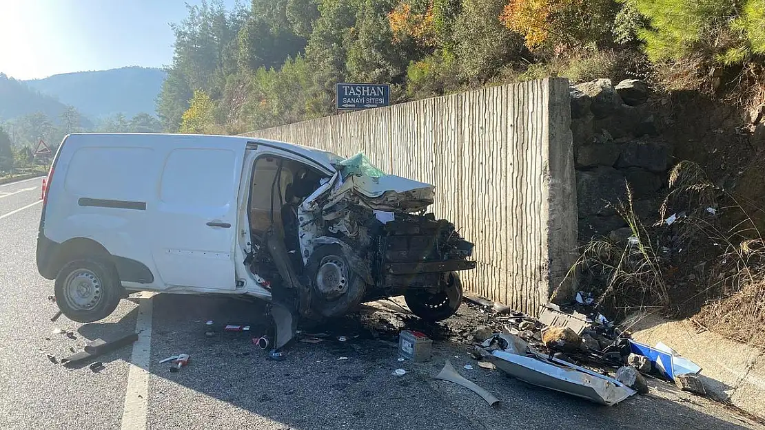 Trafik Kazasında İki Çocuk Hayatını Kaybetti